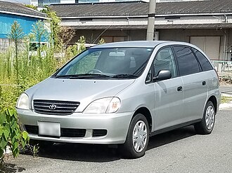 トヨタ ナディア